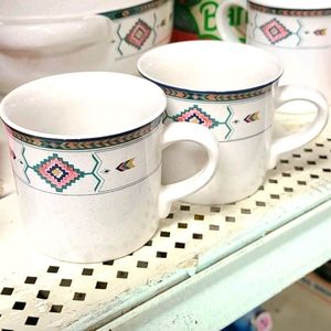 2 Vintage Studio Nova Adirondack Mugs Y2201